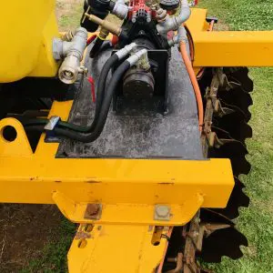 Hydraulic driven diaphragm chemical pump for sprayers